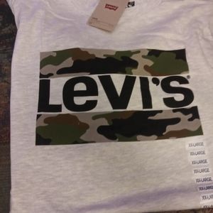 Levis Camo Tee
